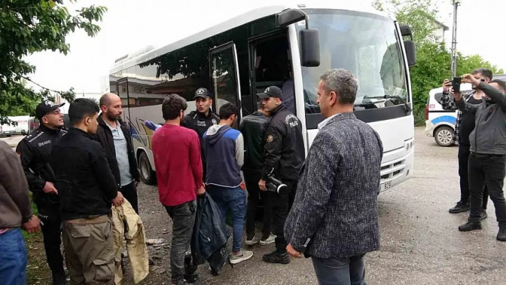 Malatya'da 23 düzensiz göçmen yakalandı